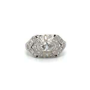 Plat Estate dia ring. 1 ct oval k-L SI1